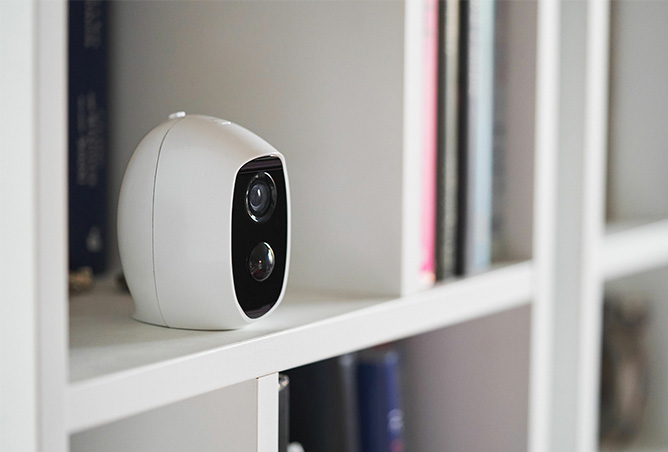 「カメラ型」見守りサービスのイメージ